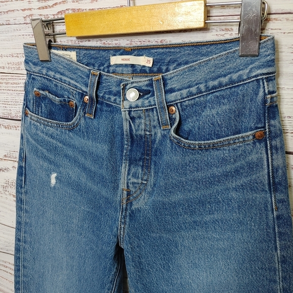 Levi's High Rise Blue Jeans for Women - Picture 3 of 14